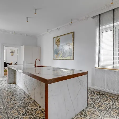 Blue Mandarin Premium Ii